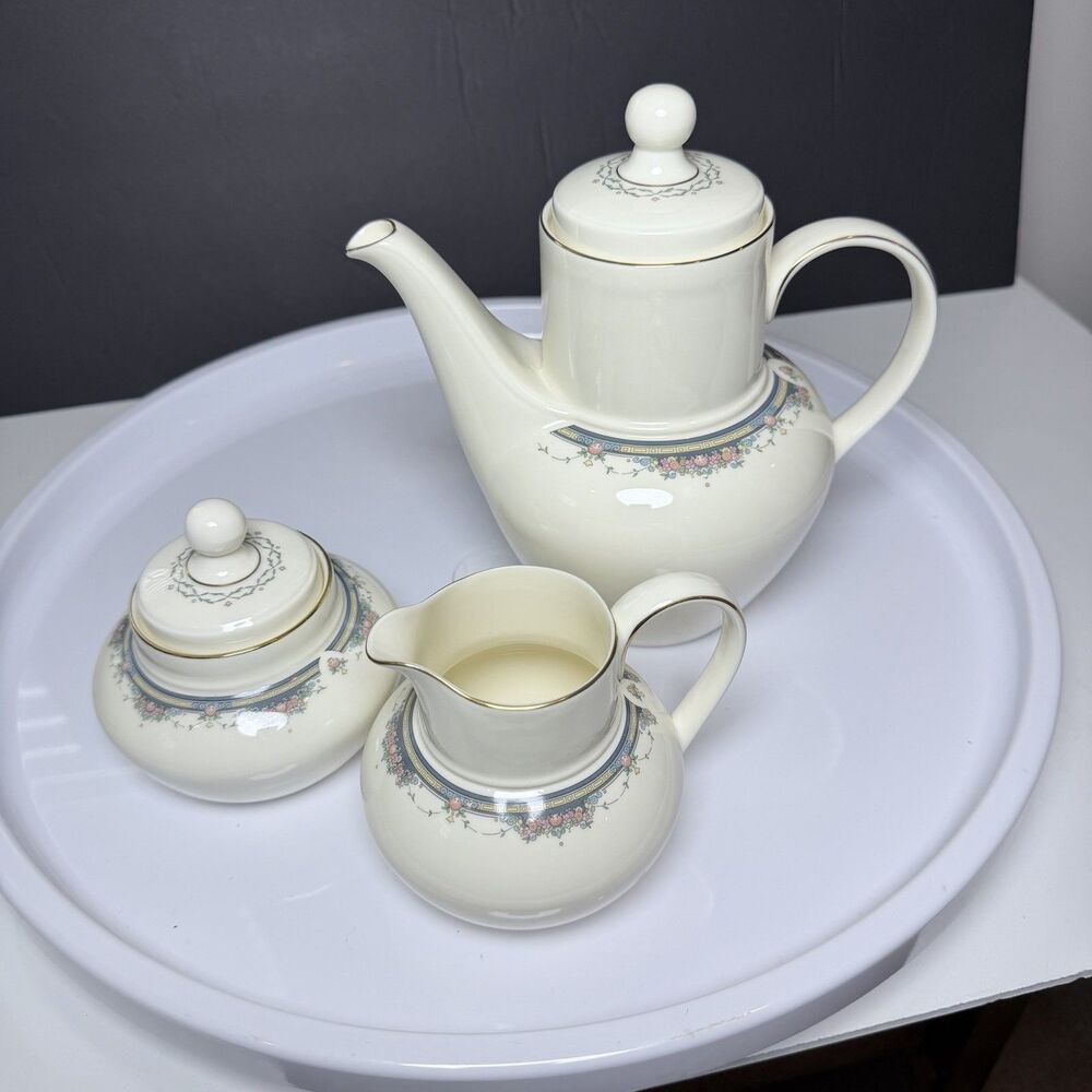 Vintage Royal Doulton Albany H5121 3 Pc Coffee Pot Creamer Sugar Set England 86